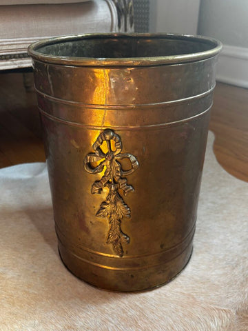 Vintage Hammered Brass Planter/Wastebasket w/Bow Design