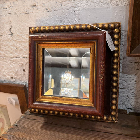 Beveled mirror 9x9