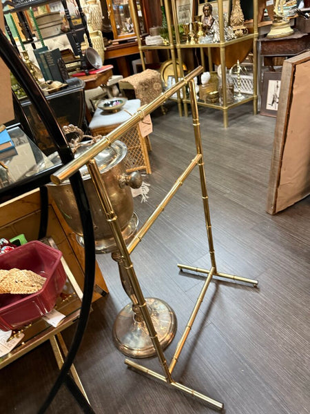 Gold Blanket Stand W1398