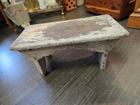 8 x 9 x 17 primitive stool
