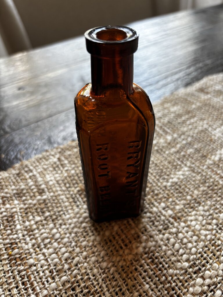 Bryant's Root Beer Extract Bottle Bottle Detroit Michigan