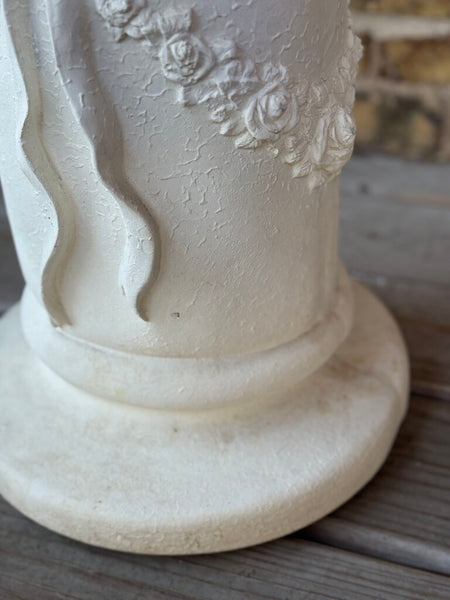 Plaster bow detail pedestal