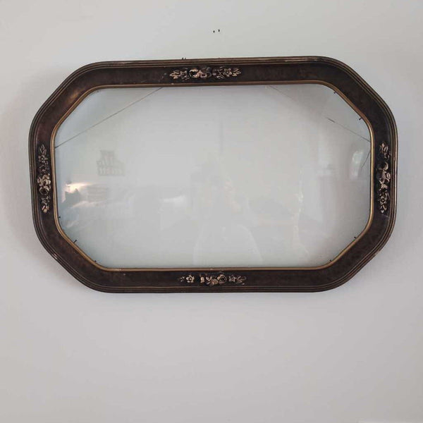 Pretty Vintage Rectangular Wooden Frame w/Glass. 22x19.