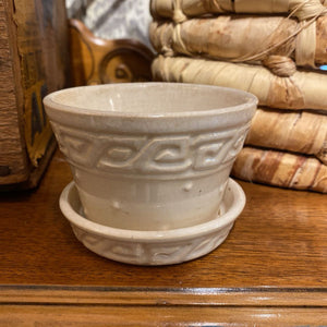 Vintage McCoy Cream Planter 4" x 2.5"
