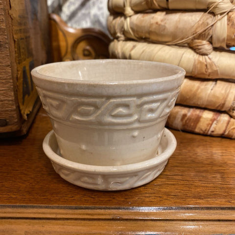 Vintage McCoy Cream Planter 4" x 2.5"