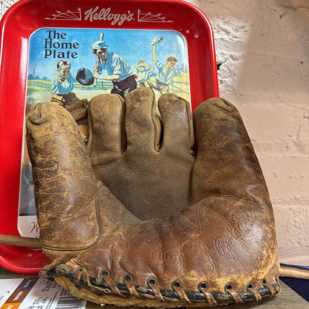 Vintage Catchers Mitt W1895