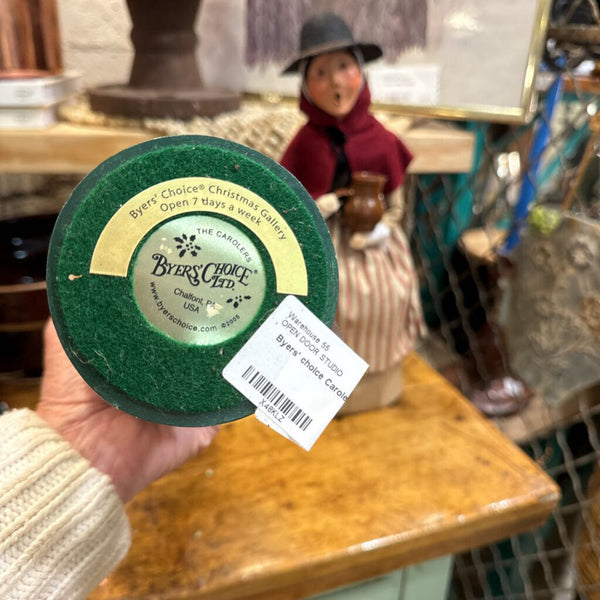 Byers' choice Caroler pilgrim man
