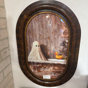 Ghost bathtub oval frame pic