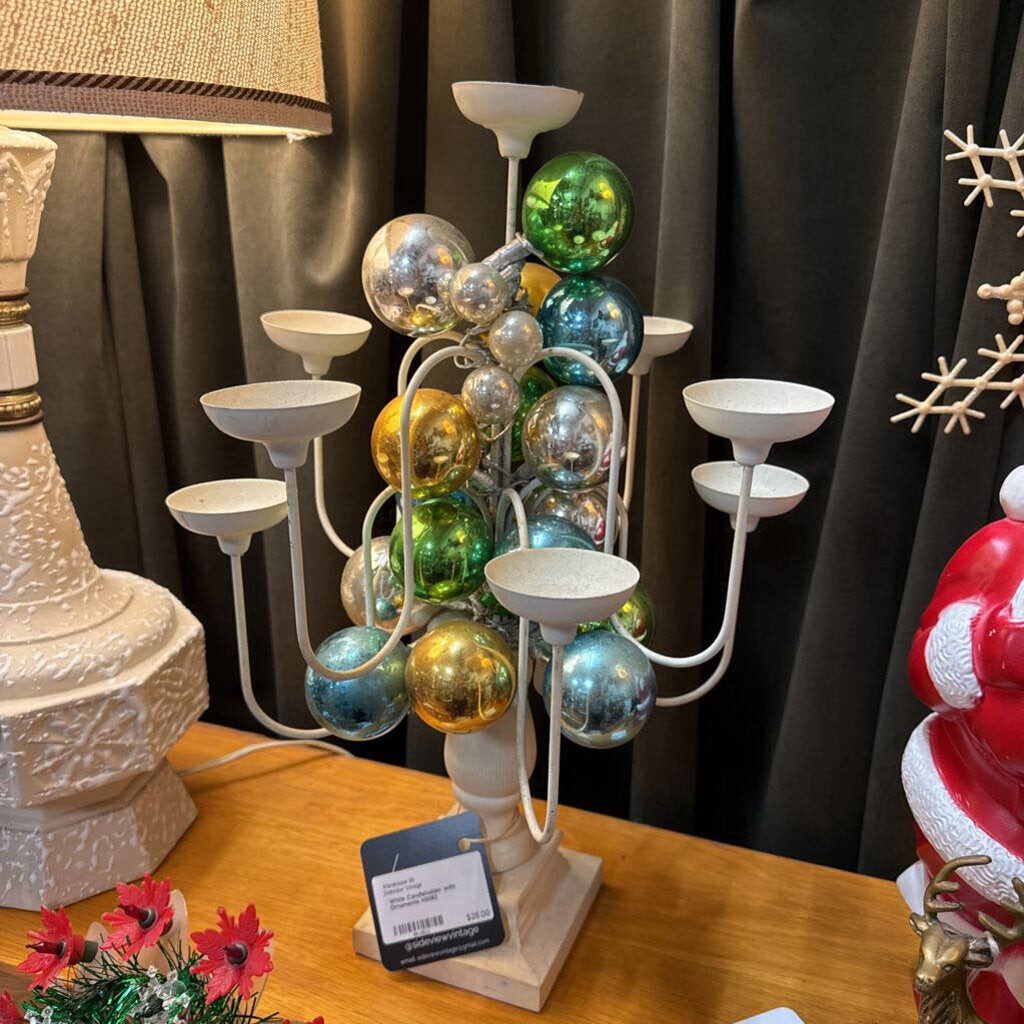 White Candleholder with Ornaments H3082