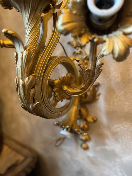 0310 Antique Rococo style wall sconce with crown & scrolling acanthus leaf detail