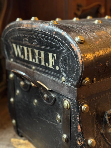 0400 Rare Isaac Young Leather Trunk C. 1850 Jenny Lind Style