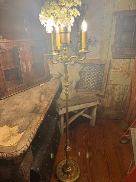 0674 Antique brass floor lamp (price firm)
