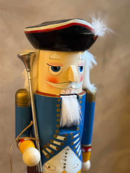 0190 Vintage Nutcracker