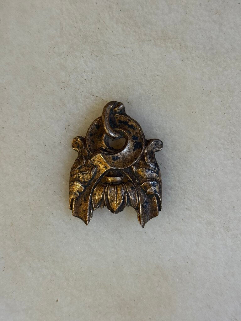 0704 French Bee Escutcheon