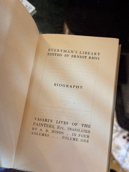 0069 Lives of the painters Vol. 1 book