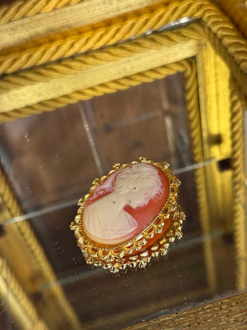 0737 Pink Cameo Brooch