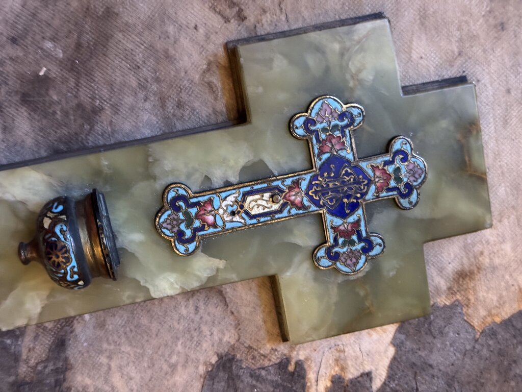 0574 Onyx French Champleve Holy Water Font