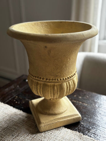 Urn Planter 13H