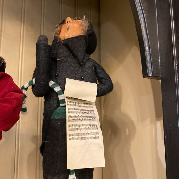 Vintage Byer's Choice Pair of Carolers