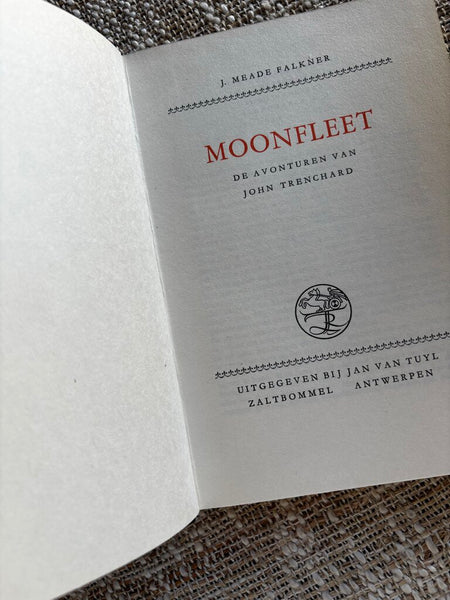 Antique Moonflleet Book in Dutch