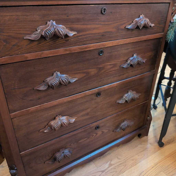 Lovely Antique Eastlake 4 Drawer Dresser 40x20x39H IN STORE PICK UP ONLY