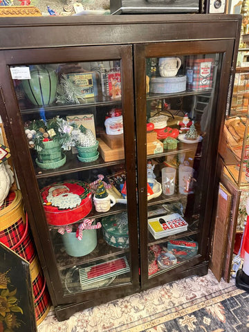 Vintage Bookcase with 2 doors 12x35x53T