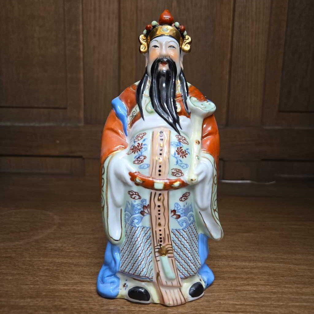 Oriental figure 7" tall