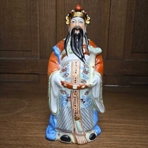 Oriental figure 7" tall