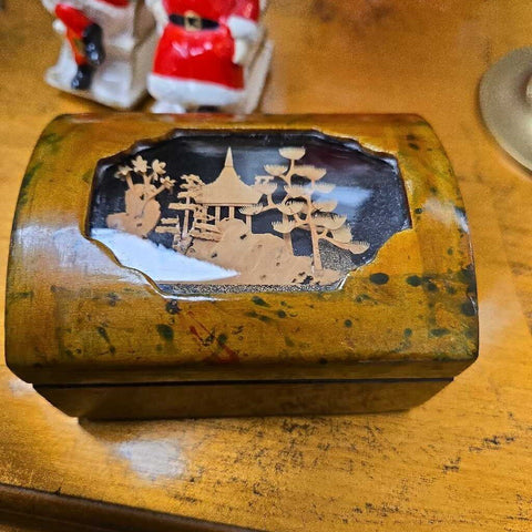 Oriental trinket box 3.5 x 2.5 x 2