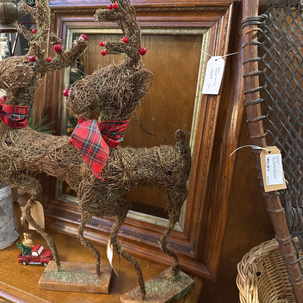 Sweet Reindeer Decor