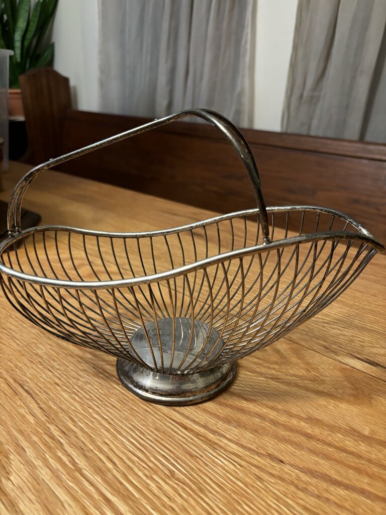 Vintage Wire Basket 10in