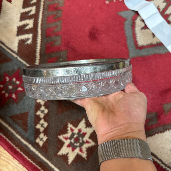 Round Glass Dish with Silver Rim H3138