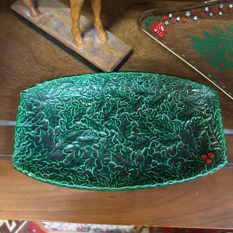 Green Holly Dish H3139