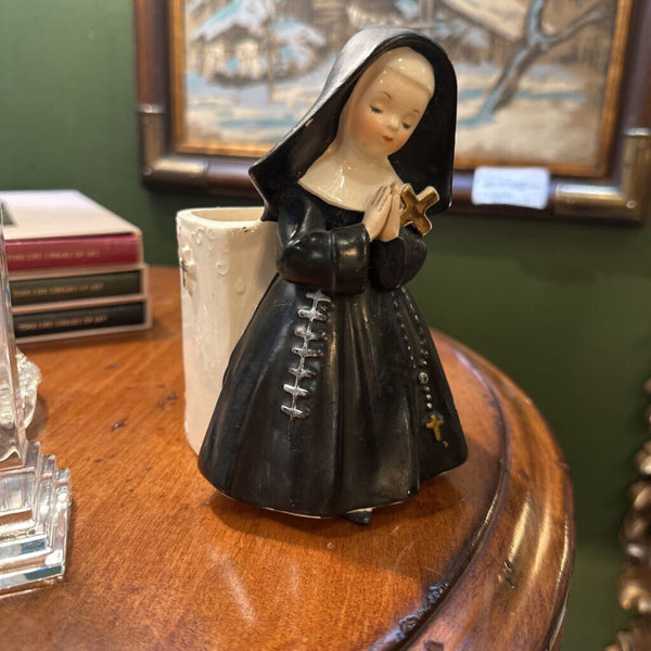 VINTAGE NUN PLANTER 1963