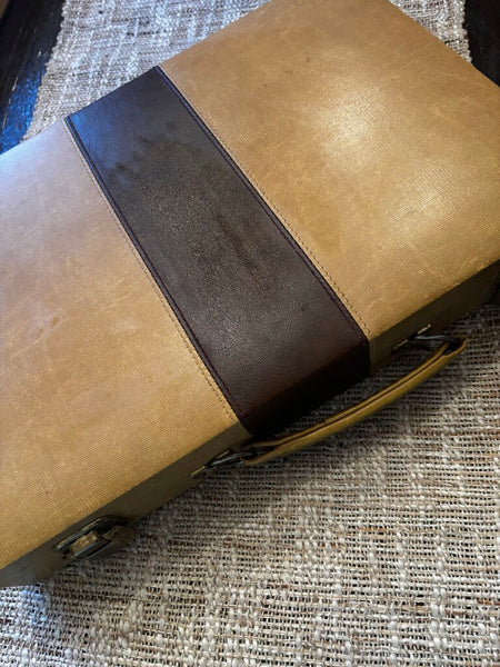Vintage 70's Backgammon w/padded Case
