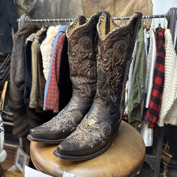 Beautiful CORRAL Bronze Whip Stitched Boot FIRM