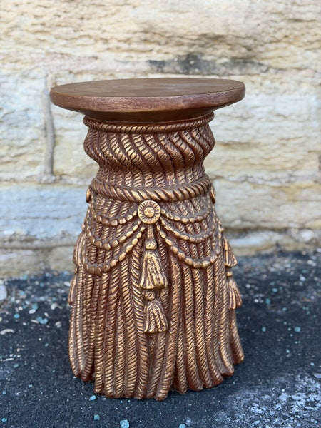 0936 Hollywood Regency Petite Tassel Side Table