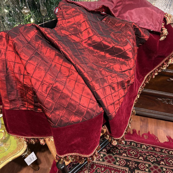 CHRISTMAS TREE SKIRT