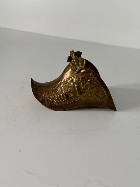 0968 Mini Brass Stirrup Wall Pocket