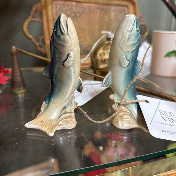 Pair of Fish Salt and Pepper Shakers W1990