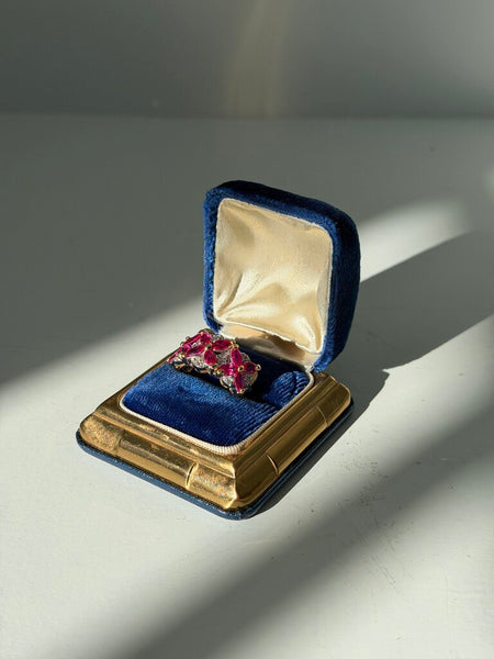 1247 Costume Ring pink stones size 8