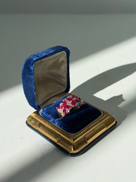 1247 Costume Ring pink stones size 8