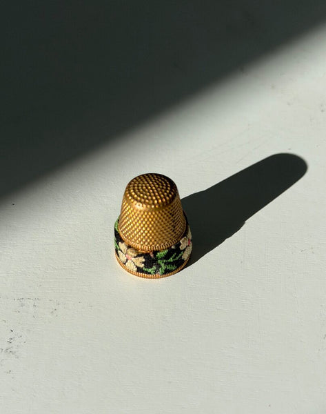 1249 Embroidered Floral Thimble