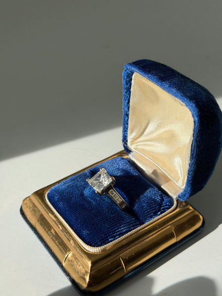 1252 Faux Diamond Ring size 7 (as-is)