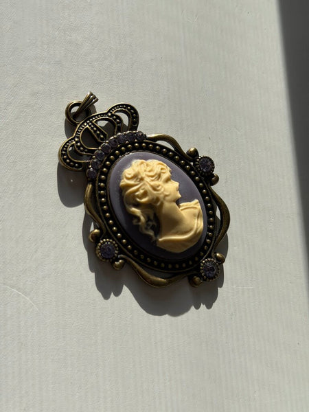 1259 Purple Cameo Pendent