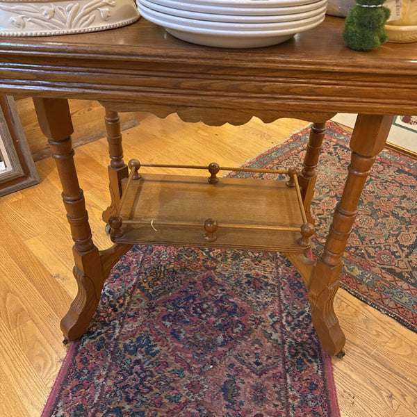 Victorian Oak East Lake lamp table, as is