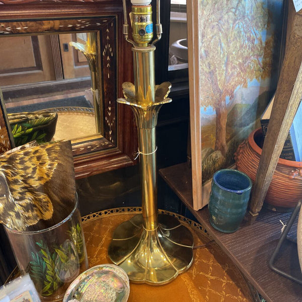 Moxie - Stiffel Brass Tulip Lotus Lily Pad Lamp - Works - 20.5"