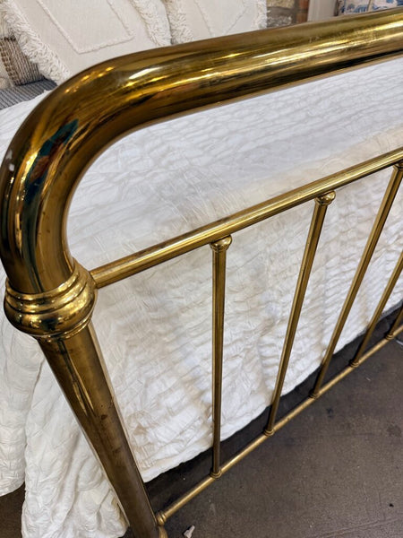 FULL VINTAGE BRASS BED 54"W HEADBOARD 60H FOOTBOARD 40T IN STORE PICK UP ONLY