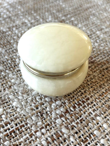 VTG Alabaster Ring Box 2R