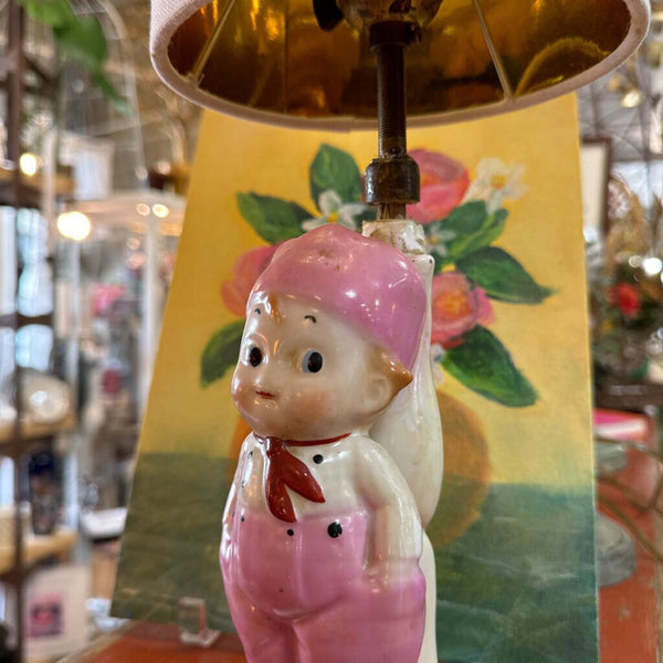Sweet Dutch boy pink ceramic lamp as found